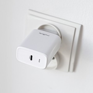 Maxlife MXTC-10-20C PD QC töltő 1x USB-C 20W fehér