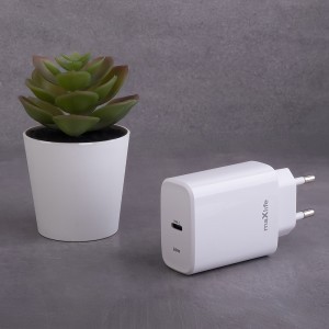 Maxlife MXTC-10-20C PD QC töltő 1x USB-C 20W fehér