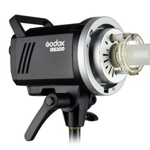 Godox MS300-F Stúdióvaku szett (Bowens)-4