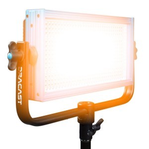  Dracast Plus Sorozat LED500 - Volfrám Stúdió Lámpa (30W)