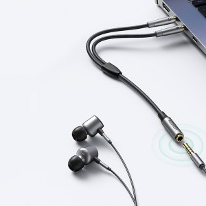 Ugreen AV193 AUX audio splitter fejhallgató + mikrofon 3.5mm-es mini jack kábelhez (szürke)-2