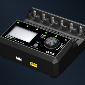 SKYRC NC2500 Pro AA / AAA akkumulátor töltő USB QC3.0 gyorstöltő porttal-3