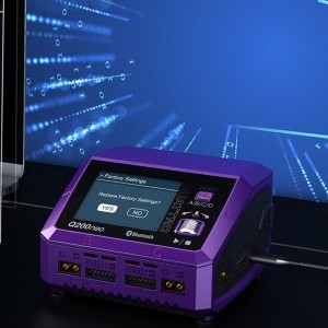 SkyRC Q200neo töltő-3