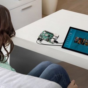 Uperfect Hordozható Monitor UPi B7 10,1