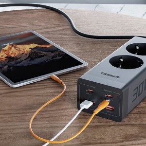 Hálózati elosztó TESSAN TS-FS01DE00 USB portokkal (2x USB-A, 2x USB-C)-3