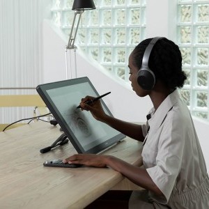 Huion Kamvas 24 Plus grafikus tábla-1