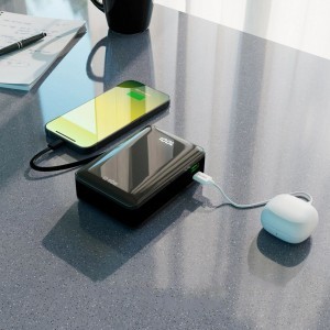 Powerbank SBS 20000 mAh 20W beépített USB-C kábellel és digitális kijelzővel - fekete-1