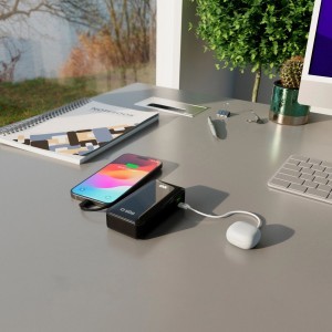 Powerbank SBS 10000 mAh 20W beépített USB-C kábellel és digitális kijelzővel - fekete-1