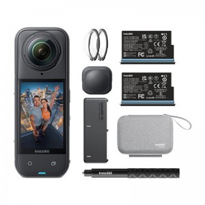 Insta 360 X5 Essential Bundle