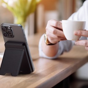 Satechi Qi2 5K Magsafe Powerbank Állvánnyal - Fekete-5