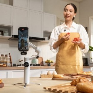 Insta360 Flow 2 (Szürke) Stabilizátor-3