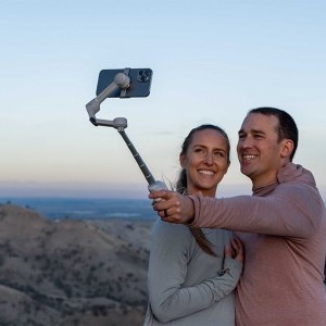 Insta360 Flow 2 (Szürke) Stabilizátor-1