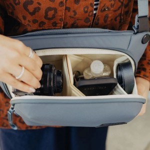 PEAK DESIGN Everyday Sling 3L - Tengerkék-2