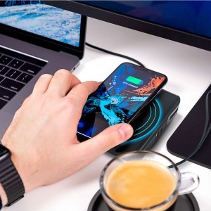 FORCELL F-ENERGY multifunkcionális töltő 20W 5 az 1-ben USB-C/villám kábellel, 10000mAh power bankkal és vezeték nélküli töltéssel 15W-22