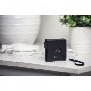 FORCELL F-ENERGY multifunkcionális töltő 20W 5 az 1-ben USB-C/villám kábellel, 10000mAh power bankkal és vezeték nélküli töltéssel 15W-2