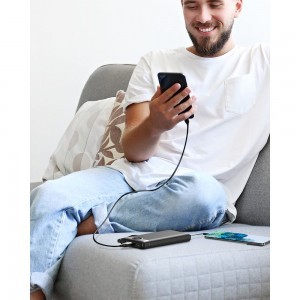 VEGER powerbank 10 000 mAh beépített kábelekkel Micro USB / Type C / Lightning C10 (W1116) fekete-17