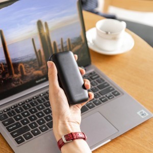 VEGER powerbank 10 000 mAh PD QC3.0 3A 20W S10 (W1135) fekete-2