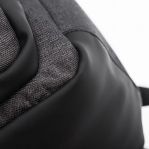 ART laptop / tablet / notebook hátitáska 15.6