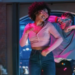 Neewer TL97C RGB LED fényrúd-4