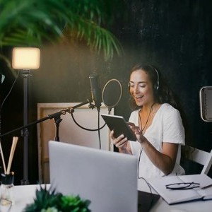 Neewer BP66 két LED lámpa szett szűrőkkel és állványokkal-3