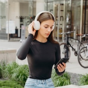 Edifier W820NB Plus V25 fejhallgató (krém)-1