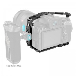 Smallrig 5583 Cage with Airtag Slot for Sony A 7R V / 7 IV / 7S III / 1 / 7R IV-1