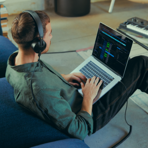 RØDE NTH-50 professzionális On-Ear stúdió és DJ fejhallgató-10