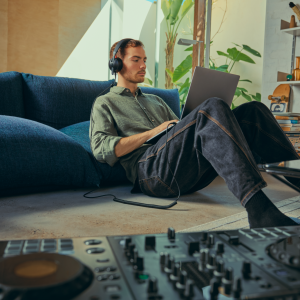 RØDE NTH-50 professzionális On-Ear stúdió és DJ fejhallgató-11