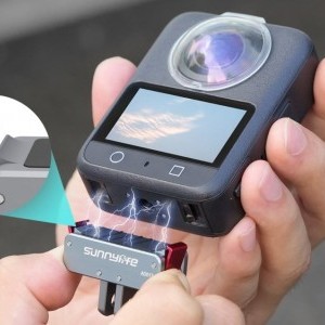 180°-ban elforgatható mágneses adapter Sunnylife-10