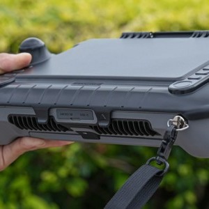 Sunnylife 2 az 1-ben vezérlővédő és napellenző a DJI RC Plus 2-höz-5