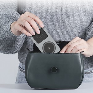 Blavec Indukciós töltő BQI-05 Qi 15W mágneses Magsafe 3 az 1-ben UniCharge (BQI05-QIMS) ezüst-6