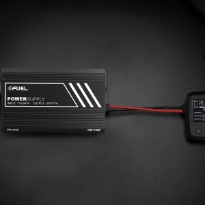 SkyRC eFuel 17A / 12V / 200W tápegység