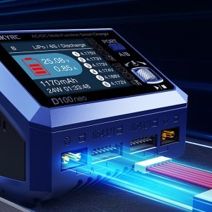 SkyRC D100neo töltő-4