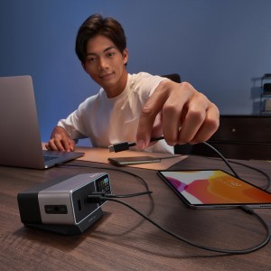 Cuktech TA3005U 300W GaN 5 az 1-ben tölőállomás Digitális Kijelzővel - Ezüst-16