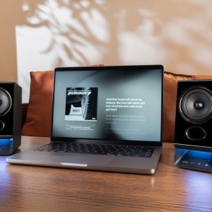 Edifier R20BT fekete hangszórók-4