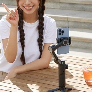 Gimbal AOCHUAN XE RGB (fekete)-1