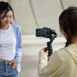 Gimbal AOCHUAN S2 (fekete)-14