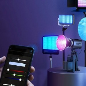 Neewer MS60C RGB LED-lámpa-5