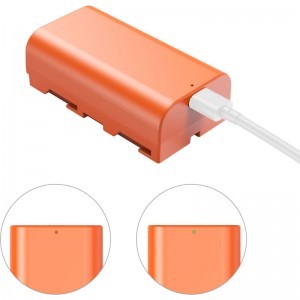 Smallrig NP-F550 4971 USB-C-n tölthető kamera akkumulátor, narancssárga-3