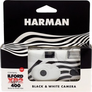 Ilford XP2 Super 400 24+3 vakus egyszer használatos fényképezőgép