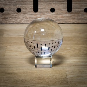 Fotós üveggömb, fotógömb 6cm K9 kristály talppal